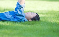 前一天晚上老公吃奶第二天胸疼